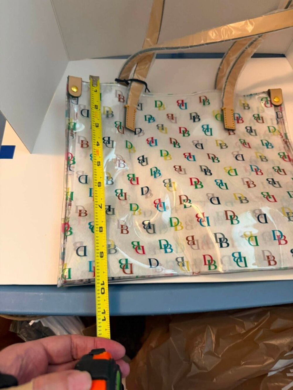 Dooney and Burke clear IT Shopper bag - Picture 6 of 8